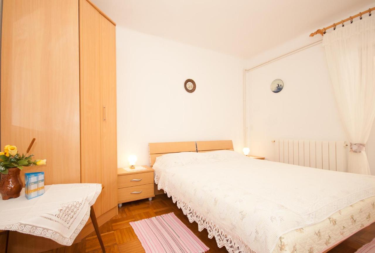 Apartments Katarina Baska  Ngoại thất bức ảnh